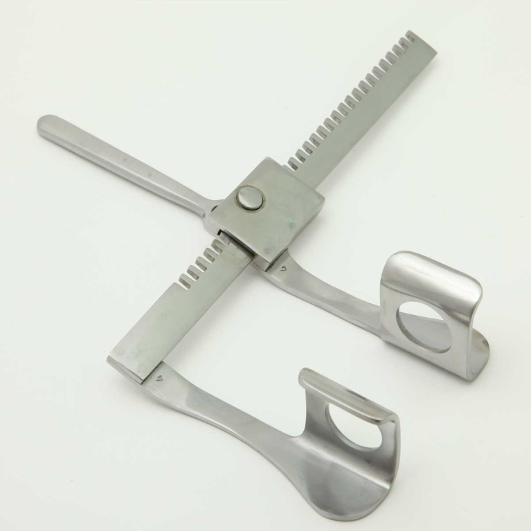 Ранорасширитель реечный для грудной полости с расходом зеркал до 165 мм