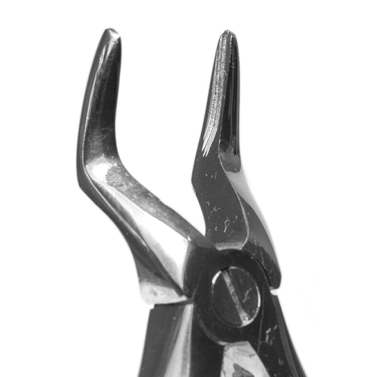 Щипцы №562 для удаления корневых зубов верхней челюсти детские